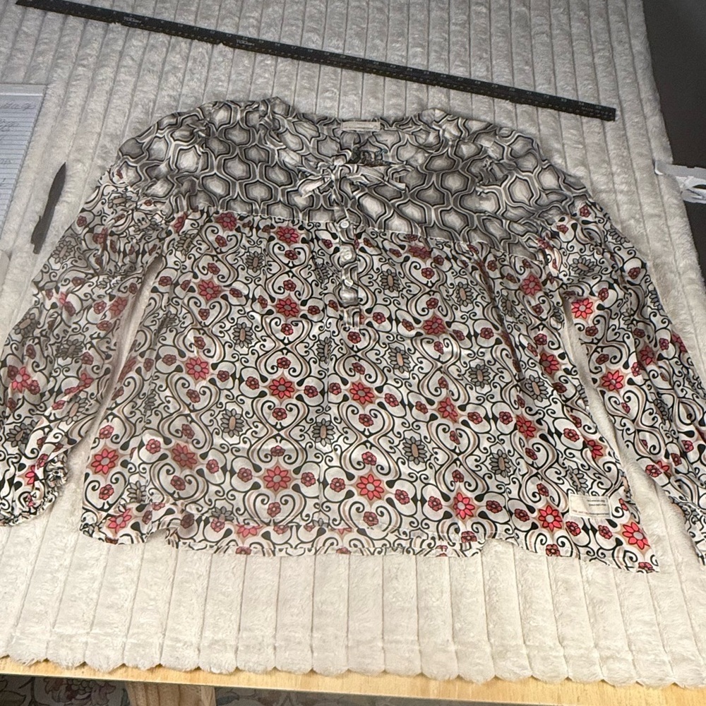 Odd Molly Unincorporated 100% Silk Boho Geometric Floral Tunic Top Size 3 L - Picture 2 of 12